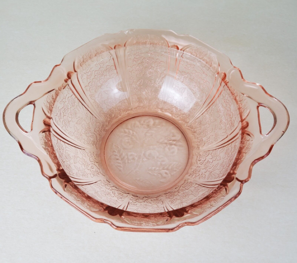 Jeannette-CherryBlossom-HandledServing Bowl01-PeachPink