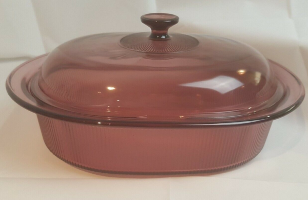 PyrexCranberryDutchOvenOval02