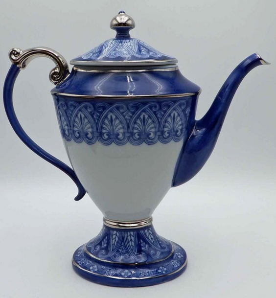 BombayCoffeePotBlueWhitePlatinumArabesque00a